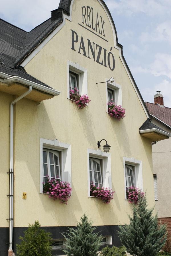 Relax Panzio Bed & Breakfast Gyor Luaran gambar