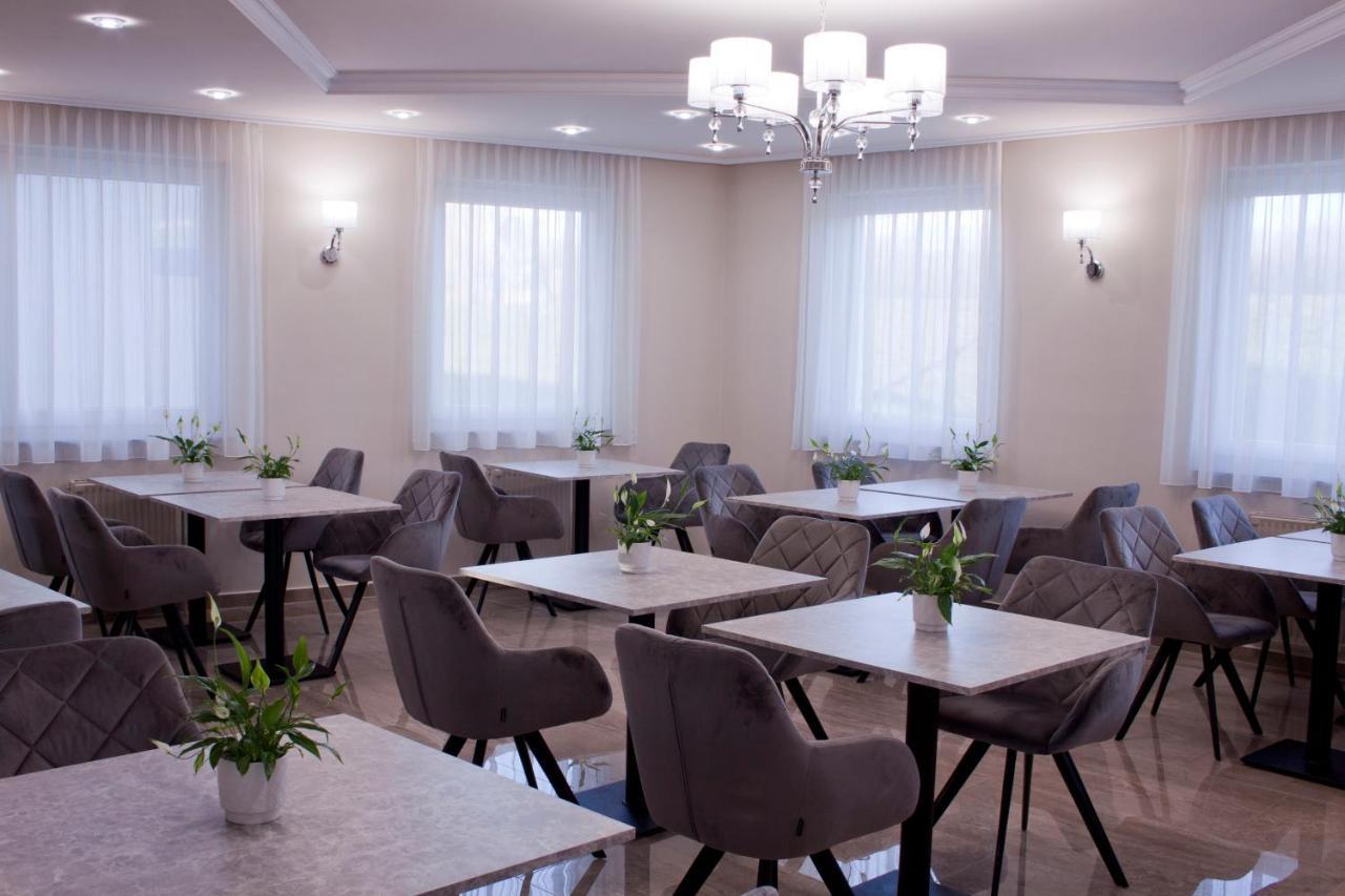 Relax Panzio Bed & Breakfast Gyor Luaran gambar