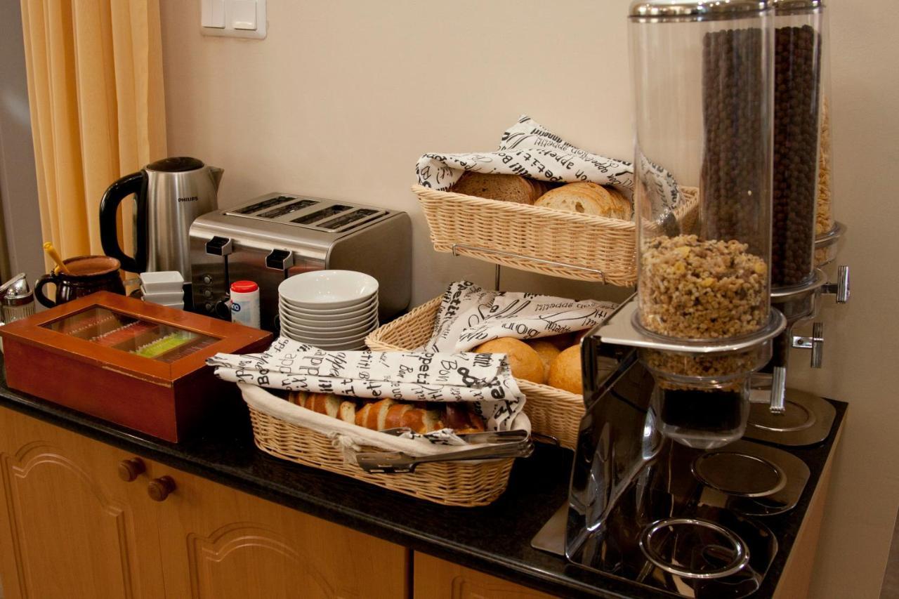 Relax Panzio Bed & Breakfast Gyor Luaran gambar